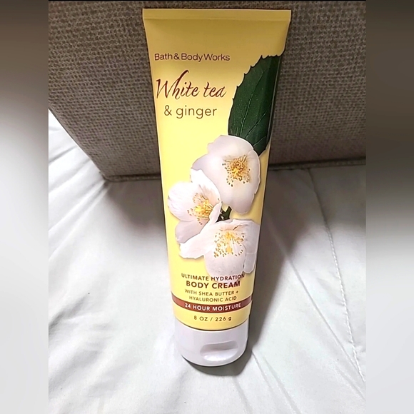 Bath & Bodyworks White Tea & ginger Ultimate Body Cream - Picture 1 of 2